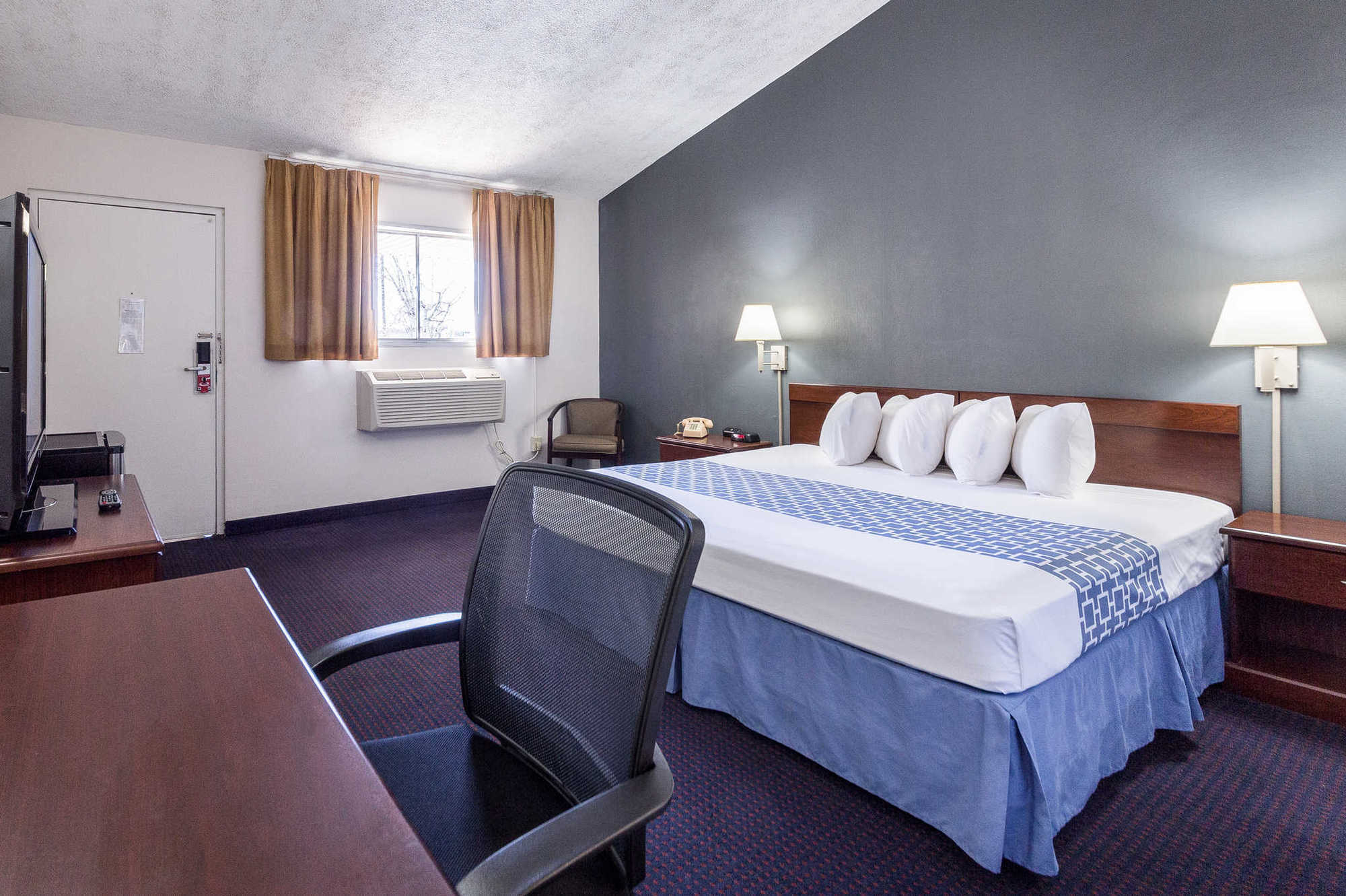 Parkview Inn And Conference Center Allentown Room photo